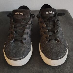 Adidas Dark Grey kids shoes. Size 1